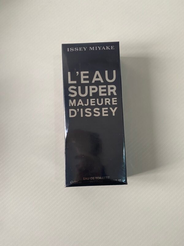 L’Eau Super Majeure d’Issey