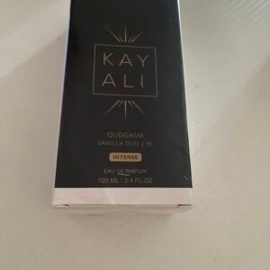 Kayali Oudgasm Vanilla Oud Intense (boxed) 100ml