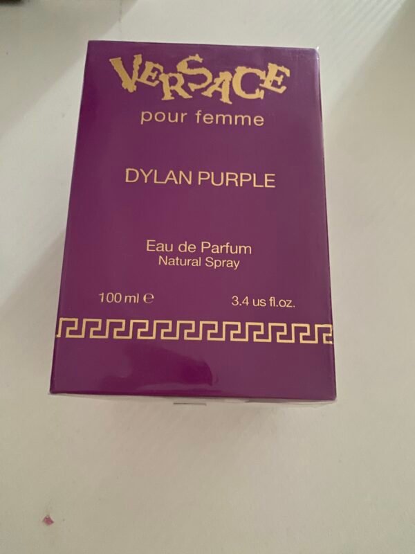 Versace Dylan Purple (boxed) 100ml